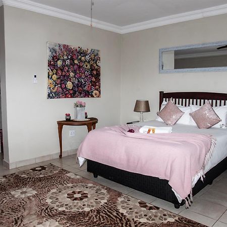Dei Gratia Guest House 무시나 외부 사진